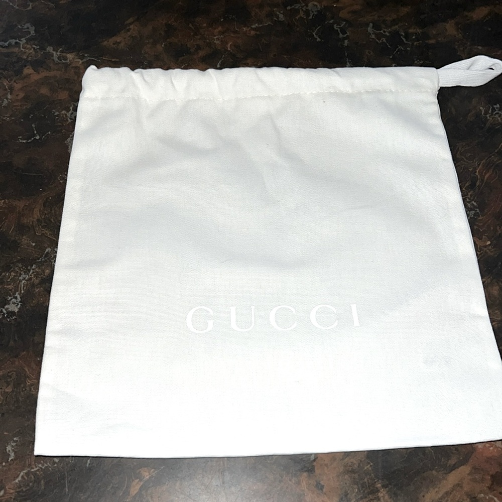 🚨SALE🚨 Gucci Dust Bag In White